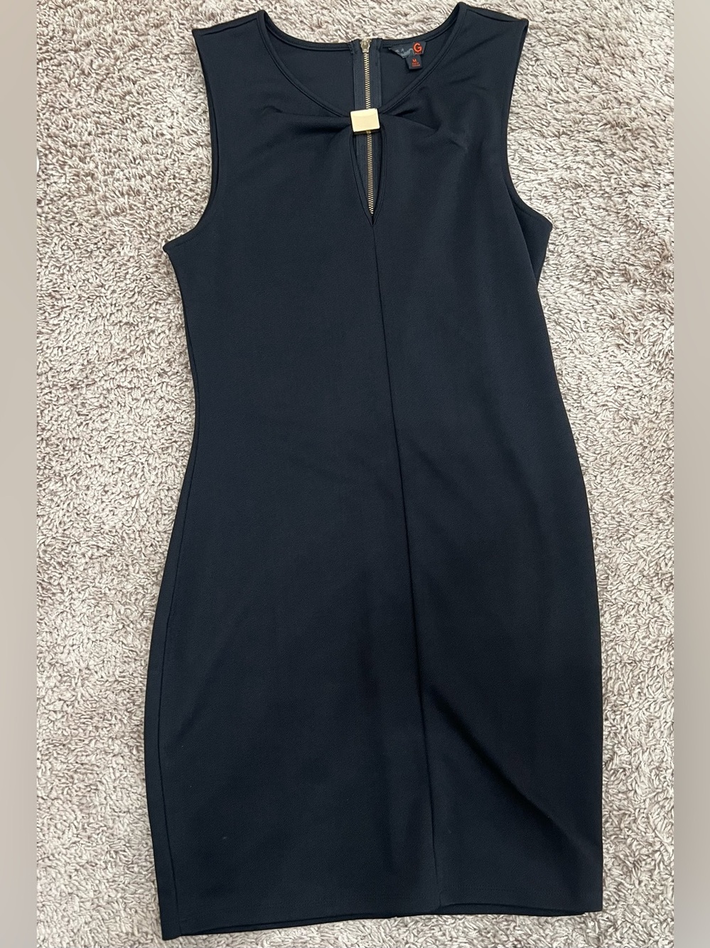 GUESS Black Sleeveless Keyhole Dress – Size Medium